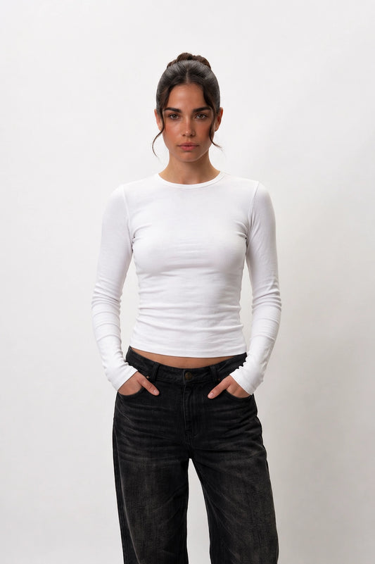Women Fitted Long Sleeve T-Shirt in White